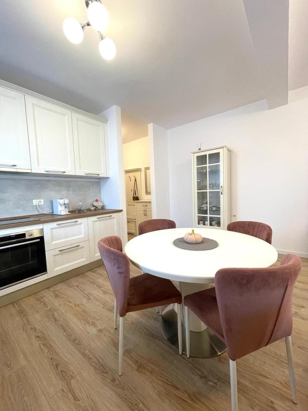 Negruzzi Apartment Dumbravita  ภายนอก รูปภาพ